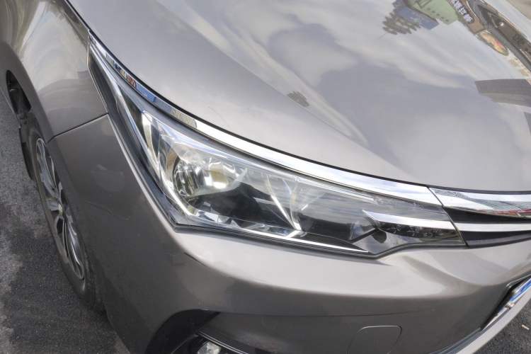 Used Toyota Corolla 2017 1.2T CVT GL Right Front Headlight