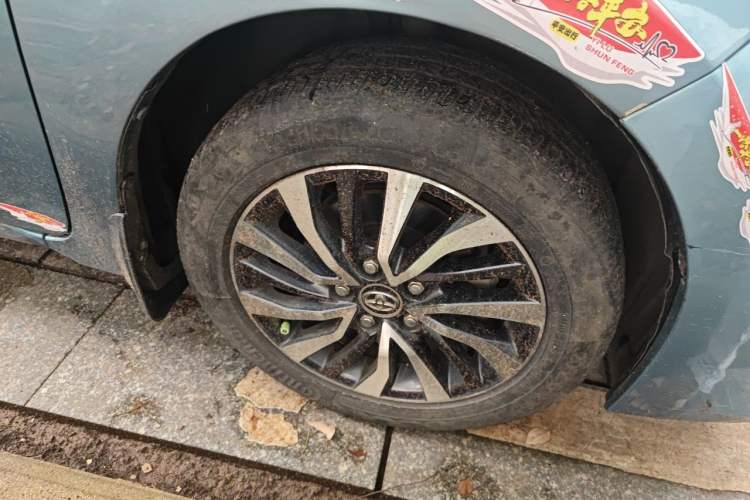 Used Toyota Corolla 2017 Revised Dual-Engine 1.8L E-CVT Elite Edition Right Front Wheel Hub