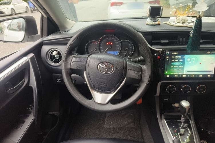 Used Toyota Corolla 2017 Revised Version 1.2T S-CVT GL Steering Wheel