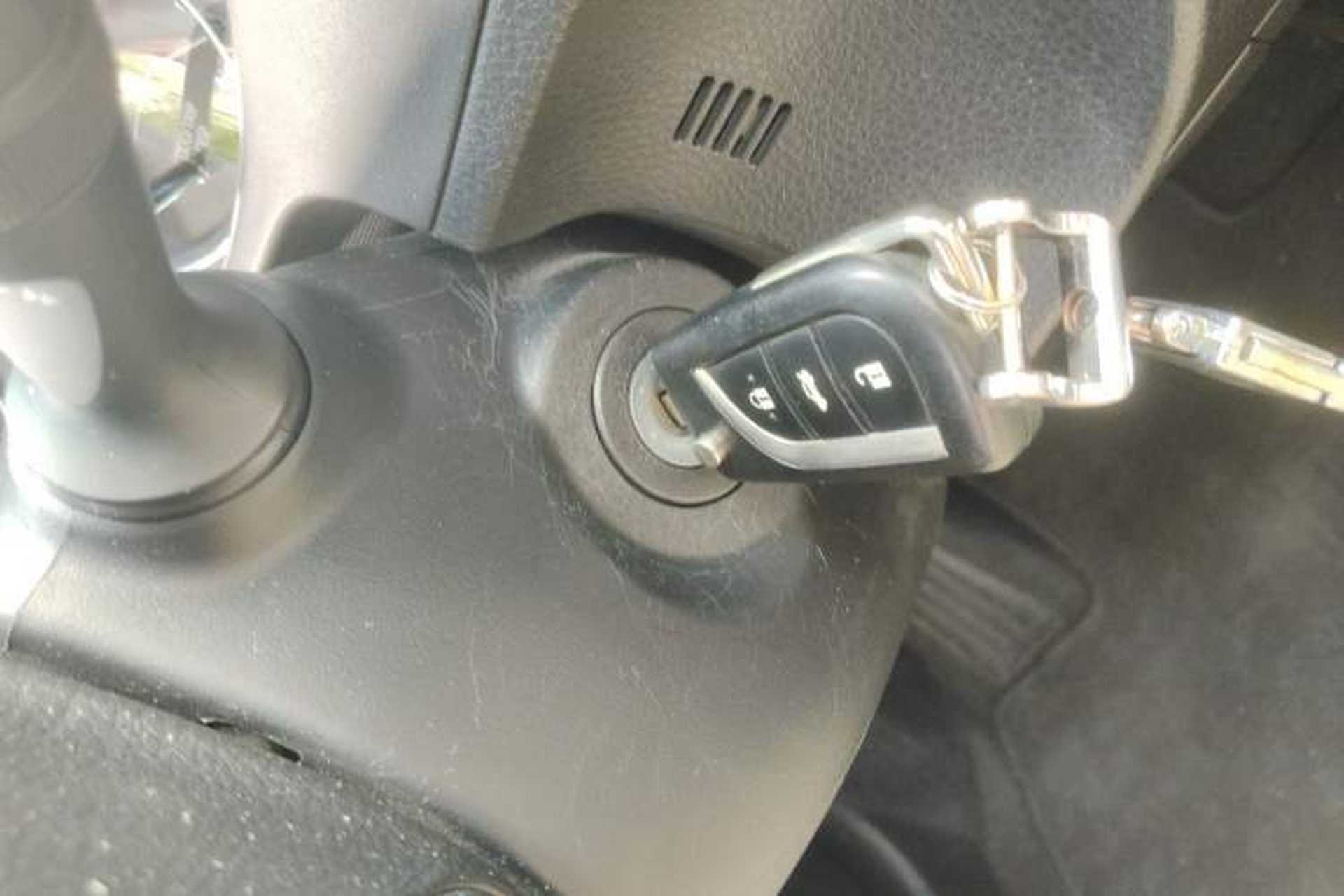 Used Toyota Corolla 2017 1.2T CVT GL Vehicle Key