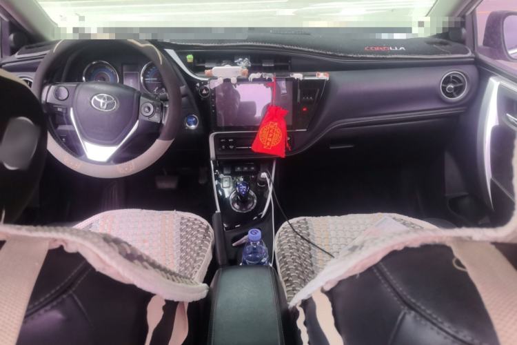 Used Toyota Corolla 2017 Revised Dual-Engine 1.8L E-CVT Elite Edition Center Console