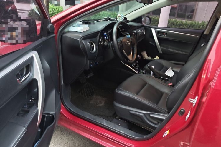Used Toyota Corolla 2017 Revised Dual-Engine 1.8L E-CVT Elite Edition Driver Seat