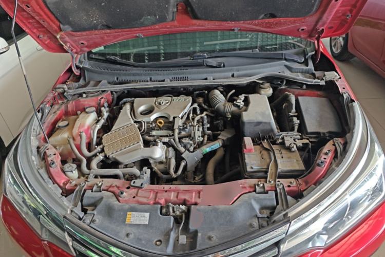 Used Toyota Corolla 2017 Revised Version 1.2T S-CVT GL Engine Bay