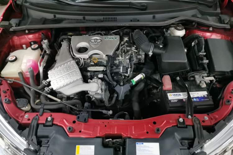 Used Toyota Corolla 2017 Revised Version 1.2T S-CVT GL-i Engine Bay