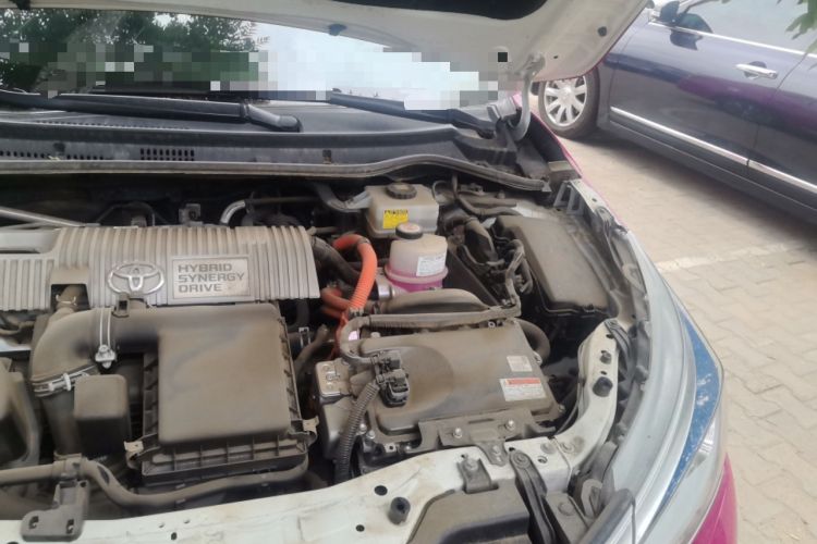Used Toyota Corolla 2017 Revised Dual-Engine 1.8L E-CVT Elite Edition Engine Bay Left