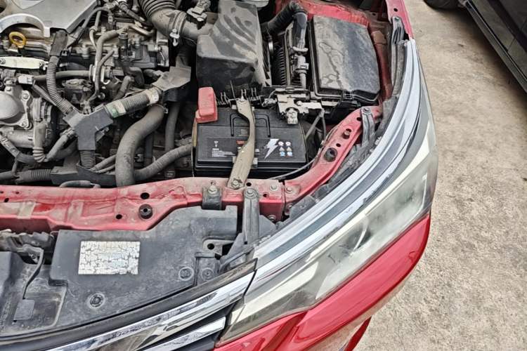 Used Toyota Corolla 2017 Revised Version 1.2T S-CVT GL Engine Bay Left