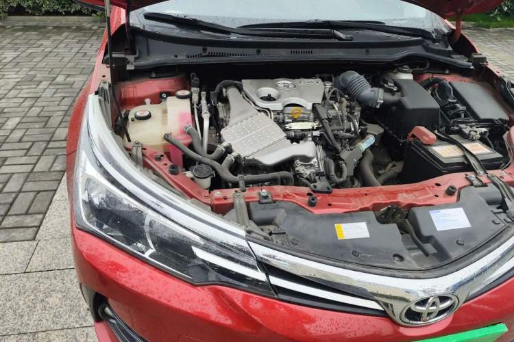 Used Toyota Corolla 2017 Revised Version 1.2T S-CVT GL-i Engine Bay Right