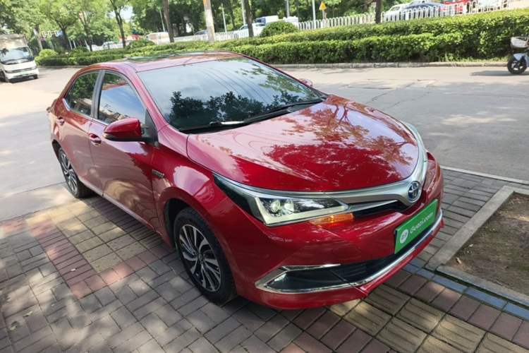 Used Toyota Corolla 2017 Revised Dual-Engine 1.8L E-CVT Elite Edition Front Right 45 Deg