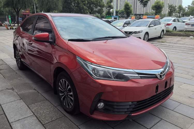 Used Toyota Corolla 2017 Revised Version 1.2T S-CVT GL-i Front Right 45 Deg