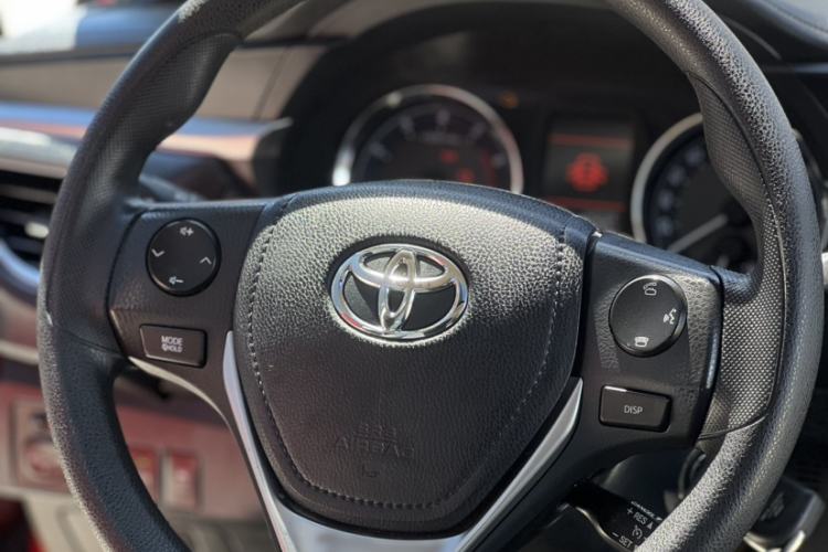 Used Toyota Corolla 2017 1.2T CVT GL-i Interior 5