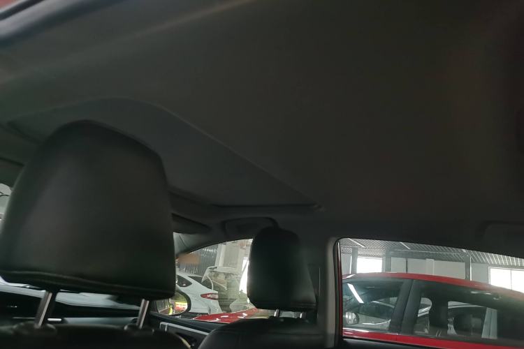 Used Toyota Corolla 2017 Revised Version 1.2T S-CVT GL-i Interior 6