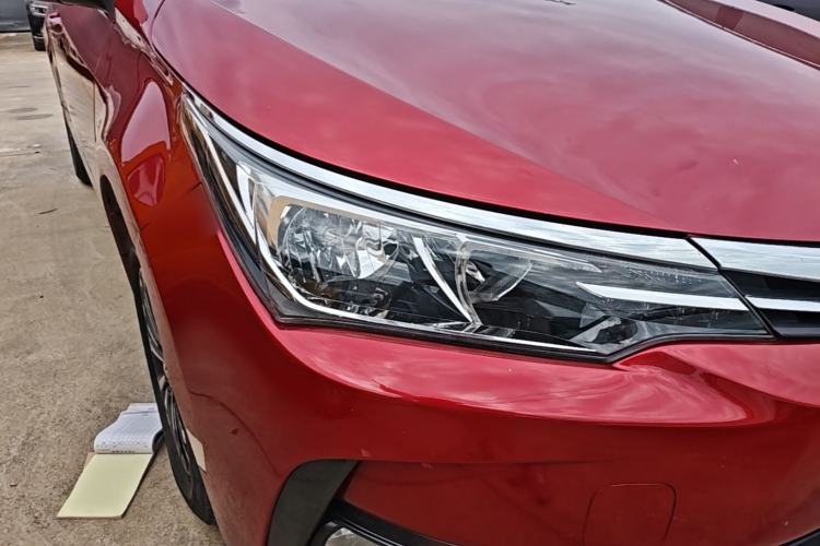 Used Toyota Corolla 2017 Revised Version 1.2T S-CVT GL Right Front Headlight