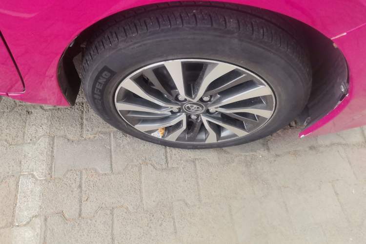 Used Toyota Corolla 2017 Revised Dual-Engine 1.8L E-CVT Elite Edition Right Front Wheel Hub