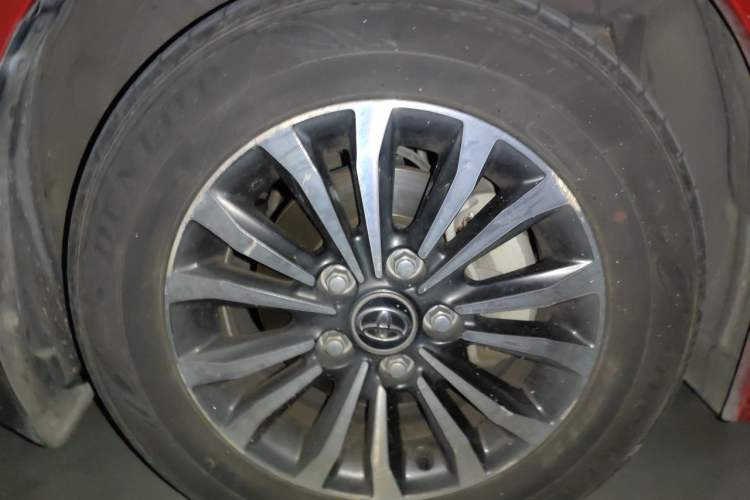 Used Toyota Corolla 2017 Revised Version 1.2T S-CVT GL-i Right Front Wheel Hub