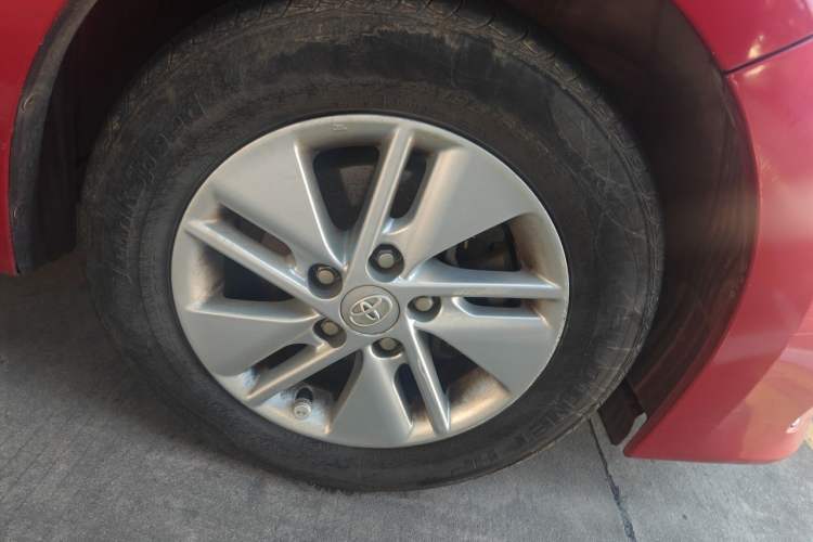 Used Toyota Corolla 2017 1.2T CVT GL-i Right Front Wheel Hub