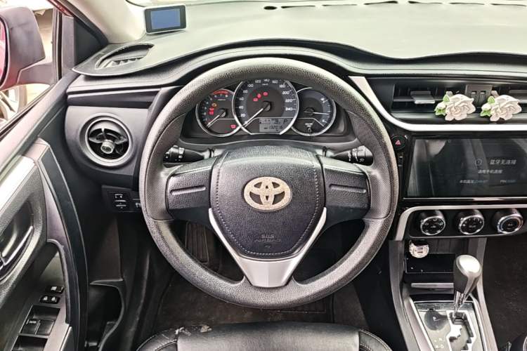Used Toyota Corolla 2017 Revised Version 1.2T S-CVT GL Steering Wheel