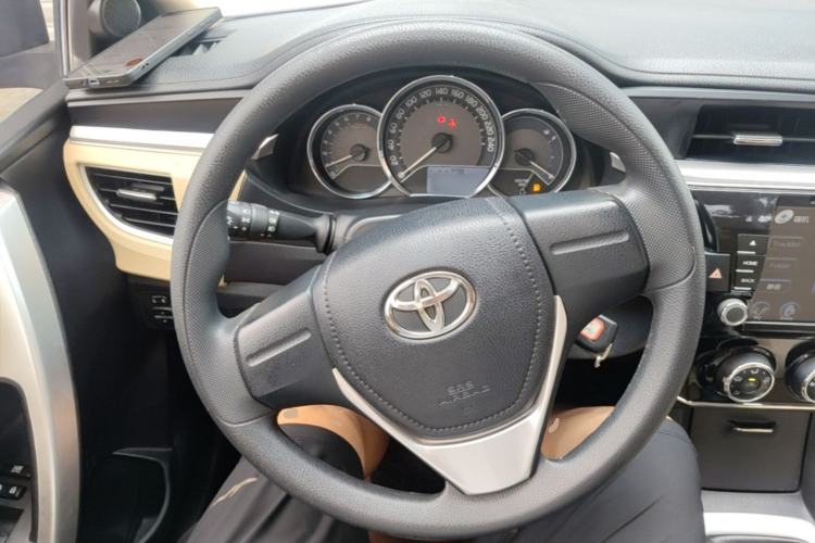 Used Toyota Corolla 2017 Revised Version 1.6L Manual GL Steering Wheel