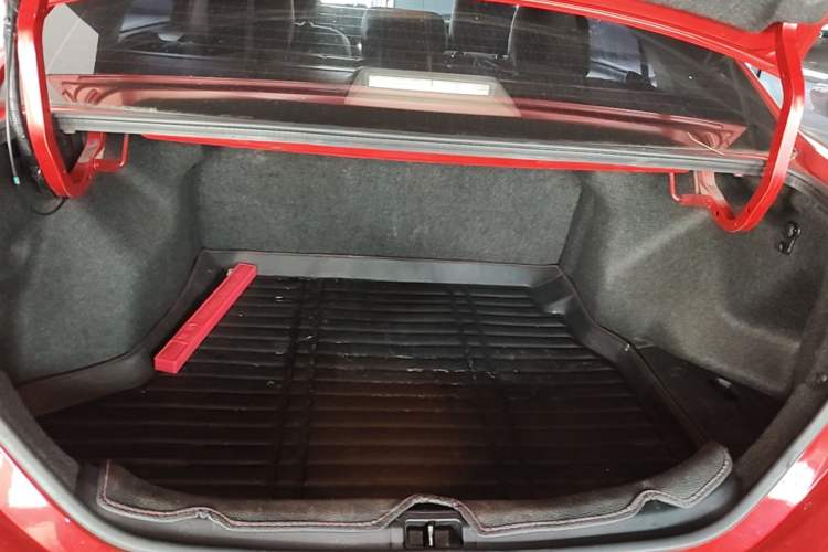 Used Toyota Corolla 2017 1.2T CVT GL Trunk