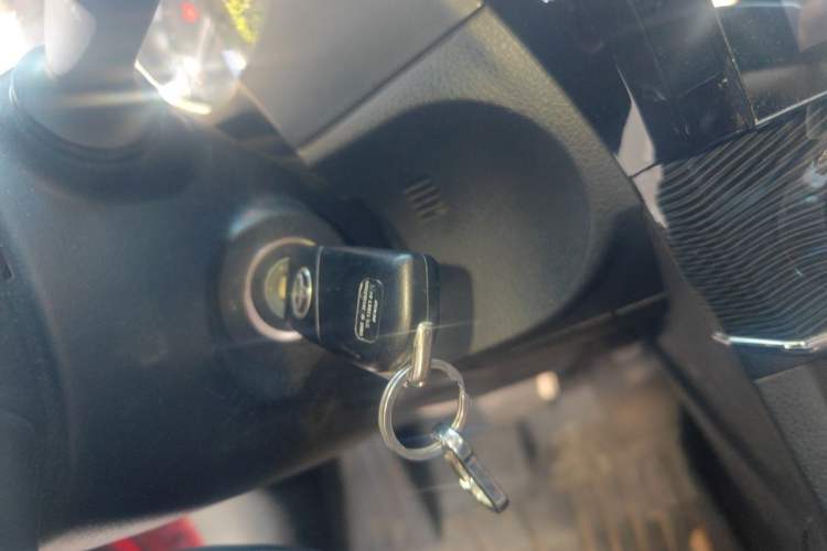 Used Toyota Corolla 2017 1.2T CVT GL-i Vehicle Key