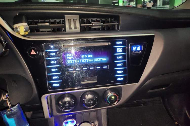 Used Toyota Corolla 2017 Revised Version 1.2T S-CVT GL Audio And AC Panel