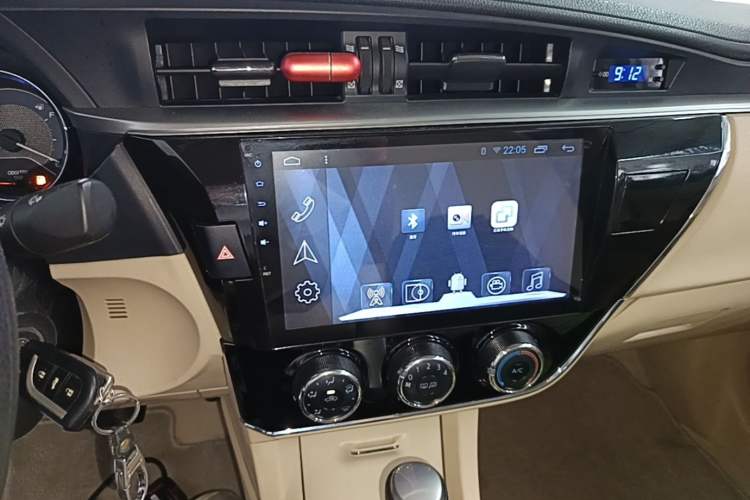 Used Toyota Corolla 2017 1.6L CVT GL Audio And AC Panel