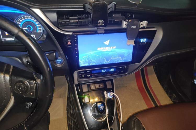 Used Toyota Corolla 2017 Revised Dual-Engine 1.8L E-CVT Elite Edition Audio And AC Panel