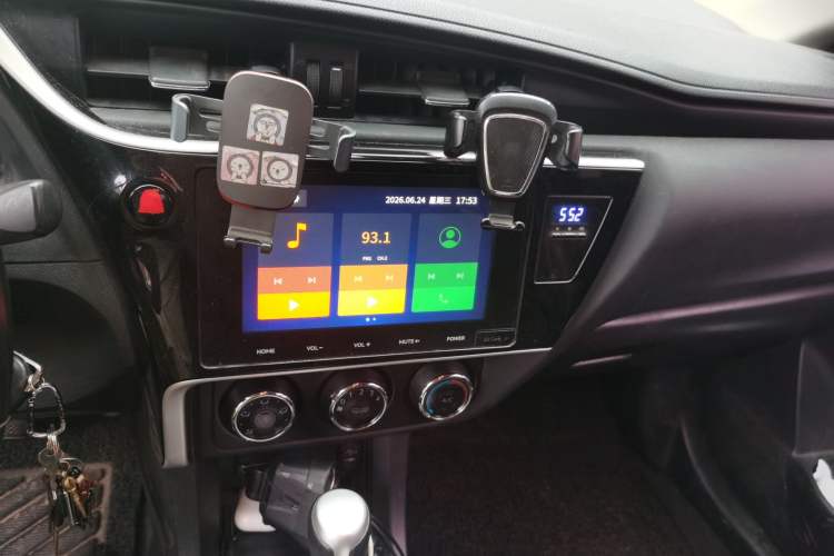 Used Toyota Corolla 2017 Revised Version 1.2T S-CVT GL-i Audio And AC Panel