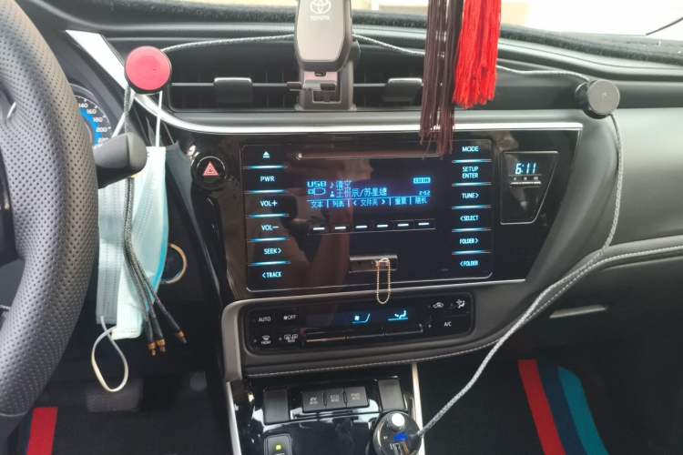 Used Toyota Corolla 2017 Revised Dual-Engine 1.8L E-CVT Elite Edition Audio And AC Panel