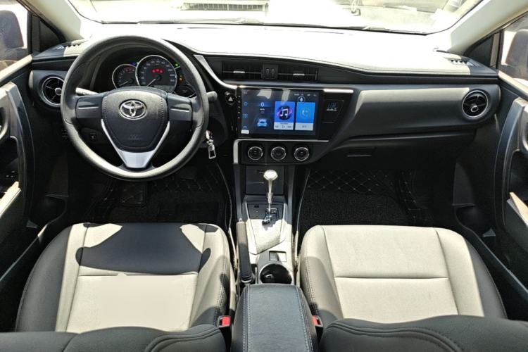 Used Toyota Corolla 2017 Revised Version 1.2T S-CVT GL Center Console