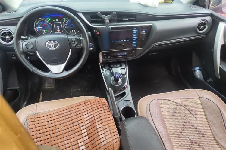 Used Toyota Corolla 2017 Revised Dual-Engine 1.8L E-CVT Elite Edition Center Console