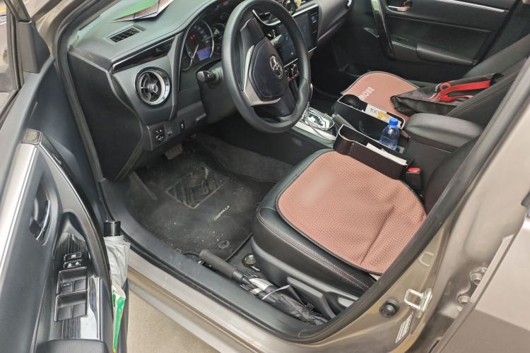 Used Toyota Corolla 2017 Revised Version 1.2T S-CVT GL Driver Seat
