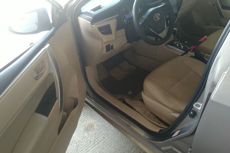 Used Toyota Corolla 2017 1.6L CVT GL Driver Seat
