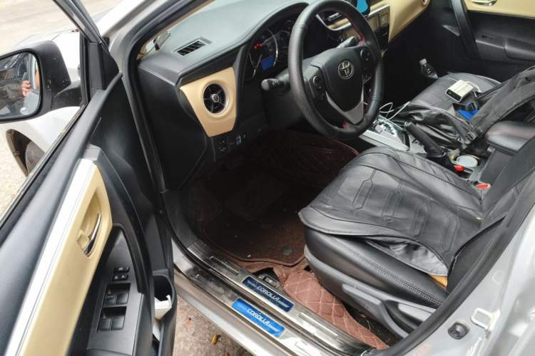 Used Toyota Corolla 2017 Revised Version 1.2T S-CVT GL Driver Seat