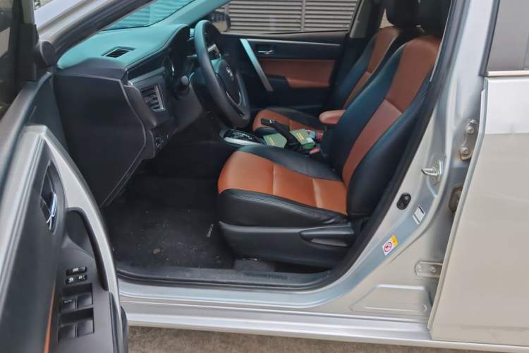 Used Toyota Corolla 2017 1.2T CVT GL-i Driver Seat