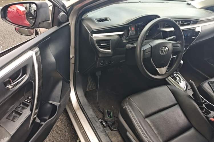 Used Toyota Corolla 2017 1.2T CVT GL-i Driver Seat