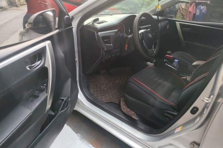 Used Toyota Corolla 2017 1.2T CVT GL Driver Seat