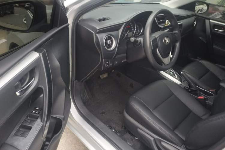 Used Toyota Corolla 2017 Revised Version 1.2T S-CVT GL Driver Seat