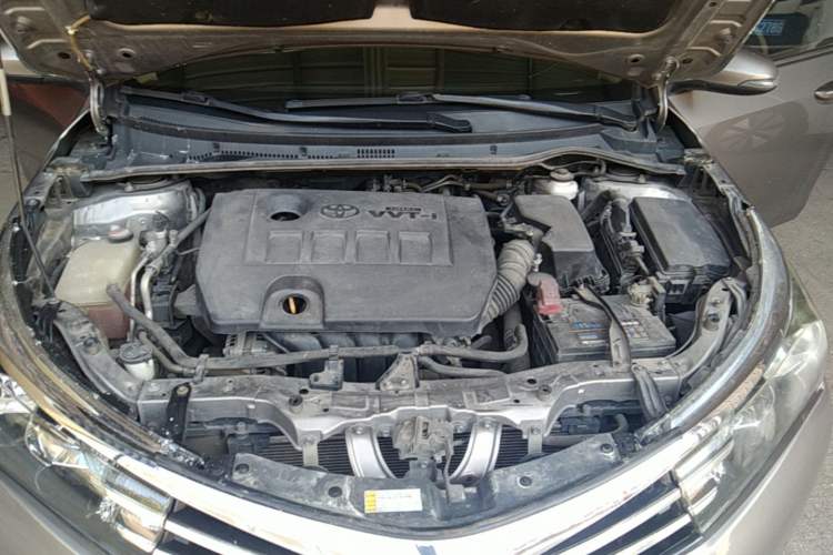 Used Toyota Corolla 2017 1.6L CVT GL Engine Bay