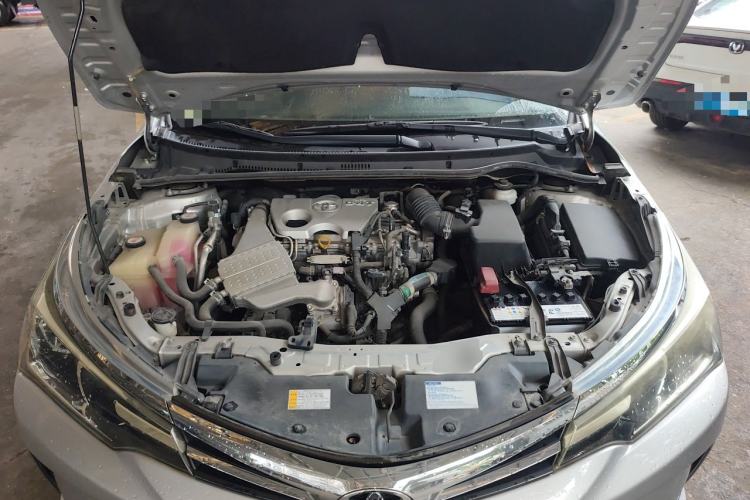 Used Toyota Corolla 2017 Revised Version 1.2T S-CVT GL-i Engine Bay