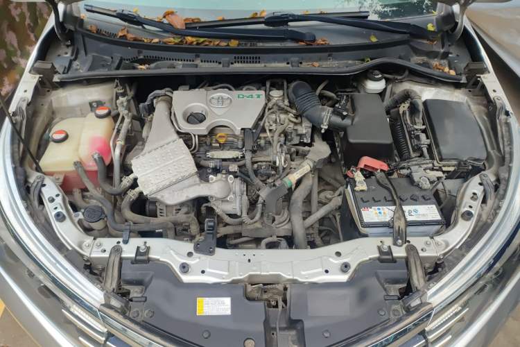 Used Toyota Corolla 2017 1.2T CVT GL Engine Bay