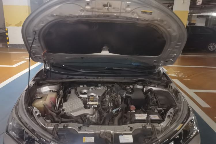 Used Toyota Corolla 2017 Revised Version 1.2T S-CVT GL-i Engine Bay