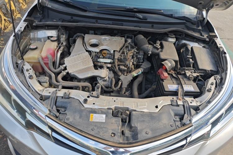 Used Toyota Corolla 2017 Revised Version 1.2T S-CVT GL Engine Bay