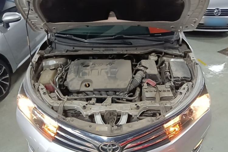 Used Toyota Corolla 2017 Revised Version 1.6L S-CVT GL Engine Bay