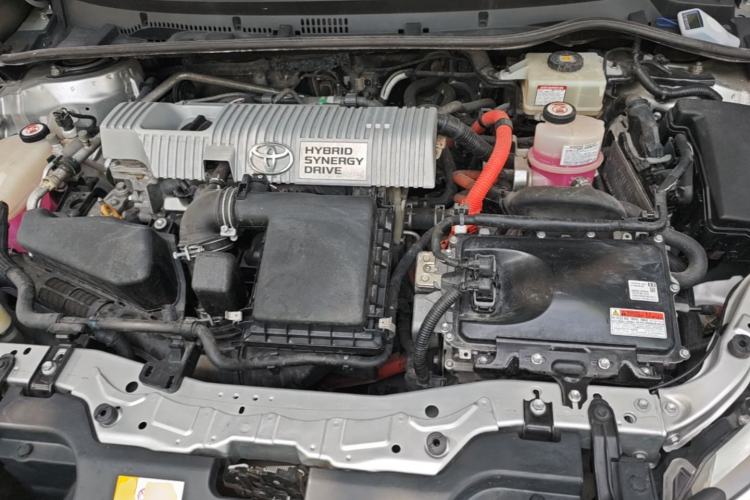 Used Toyota Corolla 2017 Revised Dual-Engine 1.8L E-CVT Elite Edition Engine Bay