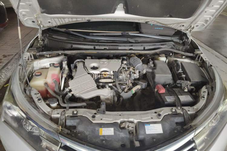 Used Toyota Corolla 2017 1.2T CVT GL Engine Bay