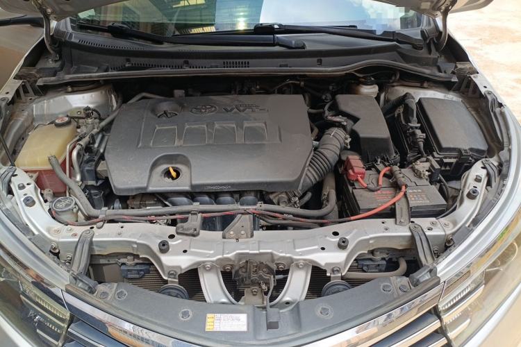 Used Toyota Corolla 2017 Revised Version 1.6L S-CVT GL Engine Bay