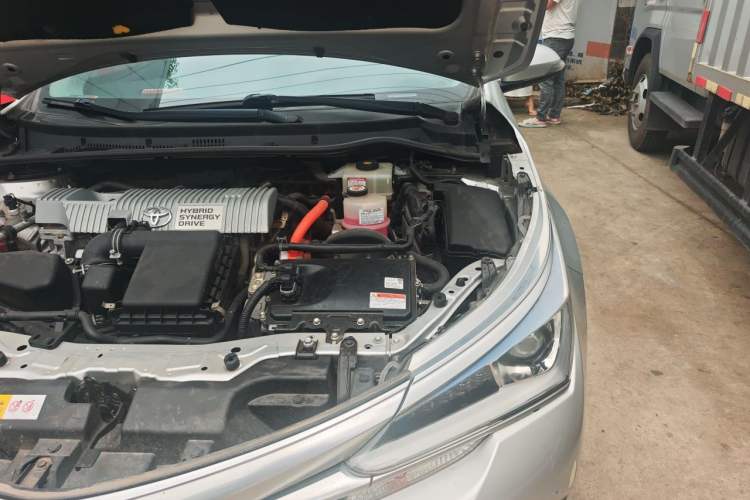 Used Toyota Corolla 2017 Revised Dual-Engine 1.8L E-CVT Elite Edition Engine Bay Left