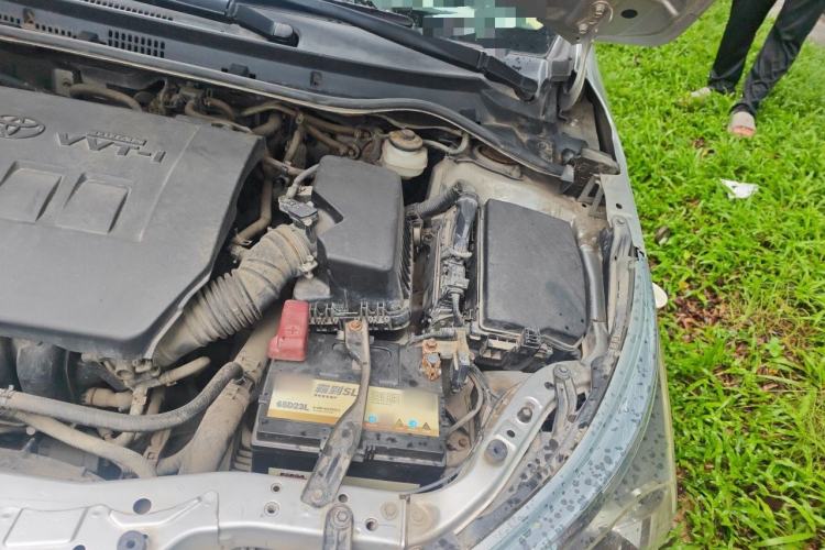 Used Toyota Corolla 2017 Revised Version 1.6L S-CVT GL Engine Bay Left