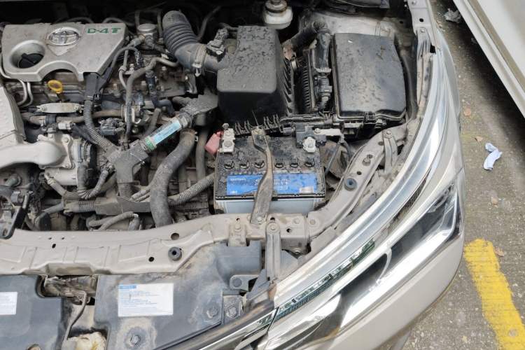 Used Toyota Corolla 2017 Revised Version 1.2T S-CVT GL Engine Bay Left