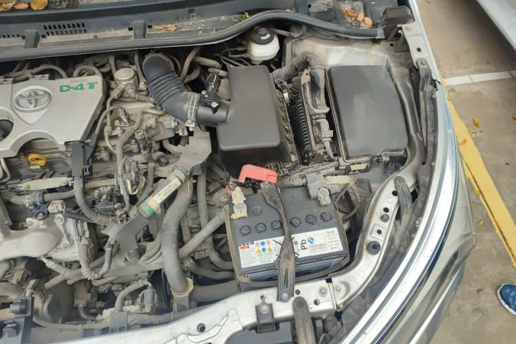 Used Toyota Corolla 2017 1.2T CVT GL Engine Bay Left